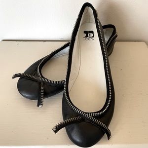 Joe’s Jeans Black Leather Zipper Flats